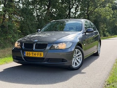 BMW 3-serie - 318i High Executive | Cruise control + Automaat Nu € 2.950,