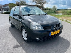Renault Clio - 1.4-16V Authentique Comfort, 5pers, 3drs, Airco, Elektr ramen, Lmv, Radio CD speler, Geen