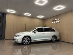 Volkswagen Golf Variant - 1.0 TSI Life * NL Auto / Trekhaak / Carplay / LM Velgen / Navigatie