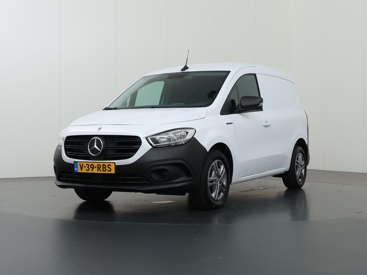 Mercedes-Benz eCitan - 51kW L1 PRO | Navigatie | Parkeercamera | Cruise Control | Stoelverwarming | Certified - AutoWereld.nl