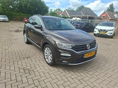Volkswagen T-Roc - 2.0 TSI 4Motion Sport dsg virtueel dash adaptieve cruise