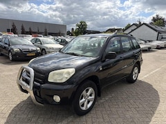 Toyota RAV4 - 1.8 Terra 2WD