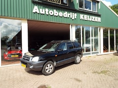 Hyundai Santa Fe - 2.7i V6 4WD Style TREKHAAK-APK-CLIMA-LEER