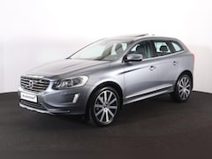 Volvo XC60 - T5 Summum - AUTOMAAT - Panorama/schuifdak - BLIS - Bi-Xenon koplampen - Parkeercamera acht