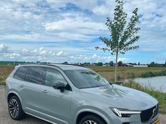 Volvo XC90 - 2.0 T8 Plug-in hybrid AWD Plus Bright |7 -zitter | Fabrieks garantie | Vapour Grey