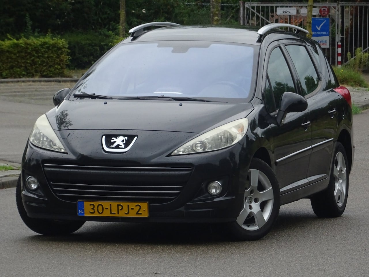 Peugeot 207 SW - 1.6 VTi Première BJ2010 NAP/PANO/CLIMA/CRUISE - AutoWereld.nl