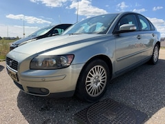 Volvo S40 - 1.8 Edition II Climate Navi Trekhaak Parksensor Cruise