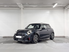 MINI 3-Deurs - JCW John Cooper Works | Pakket L | Panoramadak | Harman/Kardon | Stuurwielverwarming |