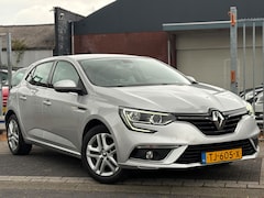 Renault Mégane - 1.3 TCe Zen | NWE D-Ketting | Navigatie | Trekhaak | Apple CarPlay |