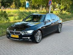 BMW 3-serie - 320i High Executive 2013 184 PK Full Option Automaat Navi Head up Pano