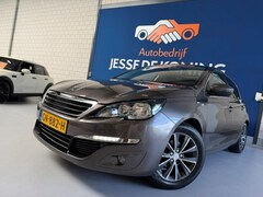 Peugeot 308 - 1.2 PureTech Style/ bj.2015 / panoramadak/navigatie/trekhaak/nieuwe distributie/cruise/NAP