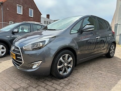 Hyundai ix20 - 1.6i i-Catcher * AUTOMAAT * PANO * LEDER * CAMERA