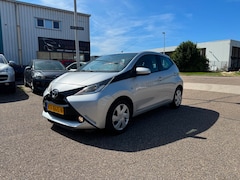 Toyota Aygo - 1.0 VVT-i x-play Automaat 58.737Km