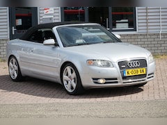 Audi A4 Cabriolet - 3.2 FSI BOSE S-LINE