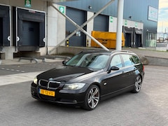 BMW 3-serie Touring - 318i HIGH EXECUTIVE AUTOMAAT XENON/CLIMA/CRUISE