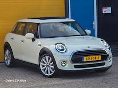 MINI 5-Deurs - 1.5 Cooper 60 Years Edition / Aut / 5 Deurs / Open Pano / Cognac Leder / Navi / Camera / L