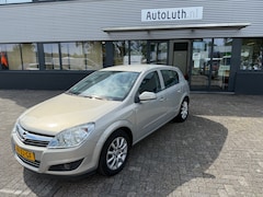Opel Astra - 1.6 Temptation