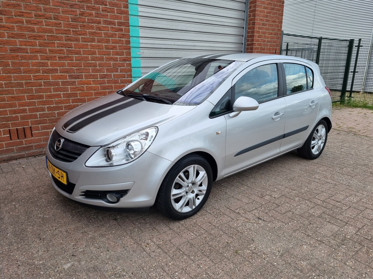 Opel Corsa - 1.4-16V Cosmo 5-Drs Airco! Bj:2008 NAP! - AutoWereld.nl