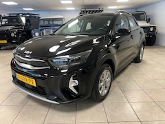 Kia Stonic - 1.0 T-GDi MHEV DynamicLine Trekhaak, Apple car play, Android auto