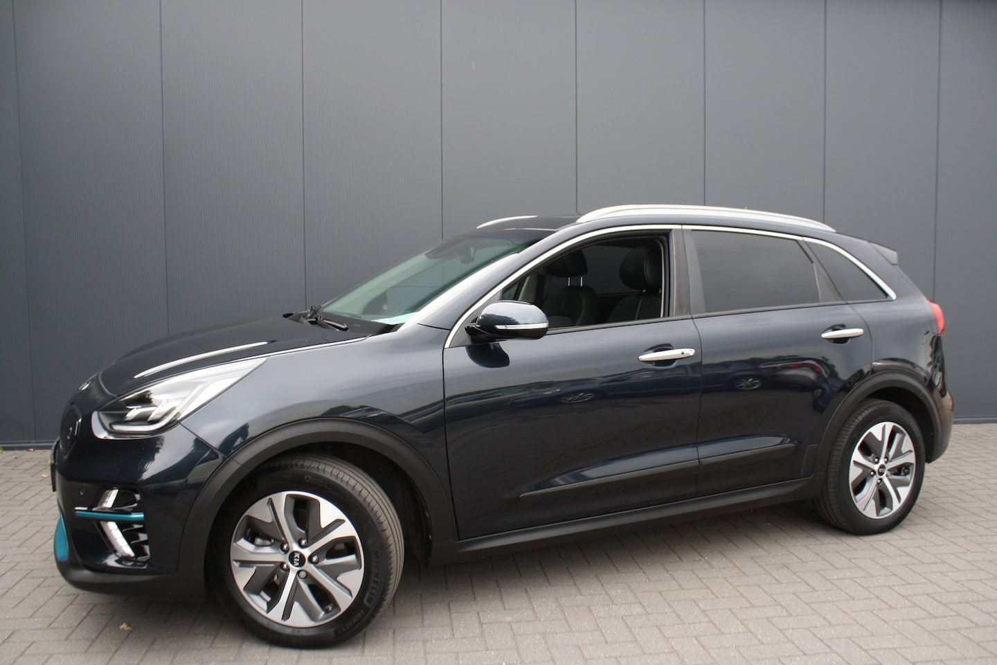 Kia e-Niro - DynamicPlusLine 64 kWh SOH 99% - CAMERA - PDC - SCHUIFKANTELDAK - AutoWereld.nl