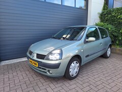 Renault Clio - | 1.4-16V Privilège | Airco |