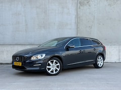 Volvo V60 - 1.6 T3 Kinetic Trekhaak Leder 17inch NAP