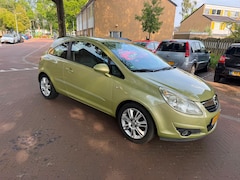 Opel Corsa - Tweede eigenaar / Airco / 157.000 NAP / Leuke auto