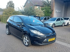Ford Fiesta - 1.25 Limited met Nieuwe APK