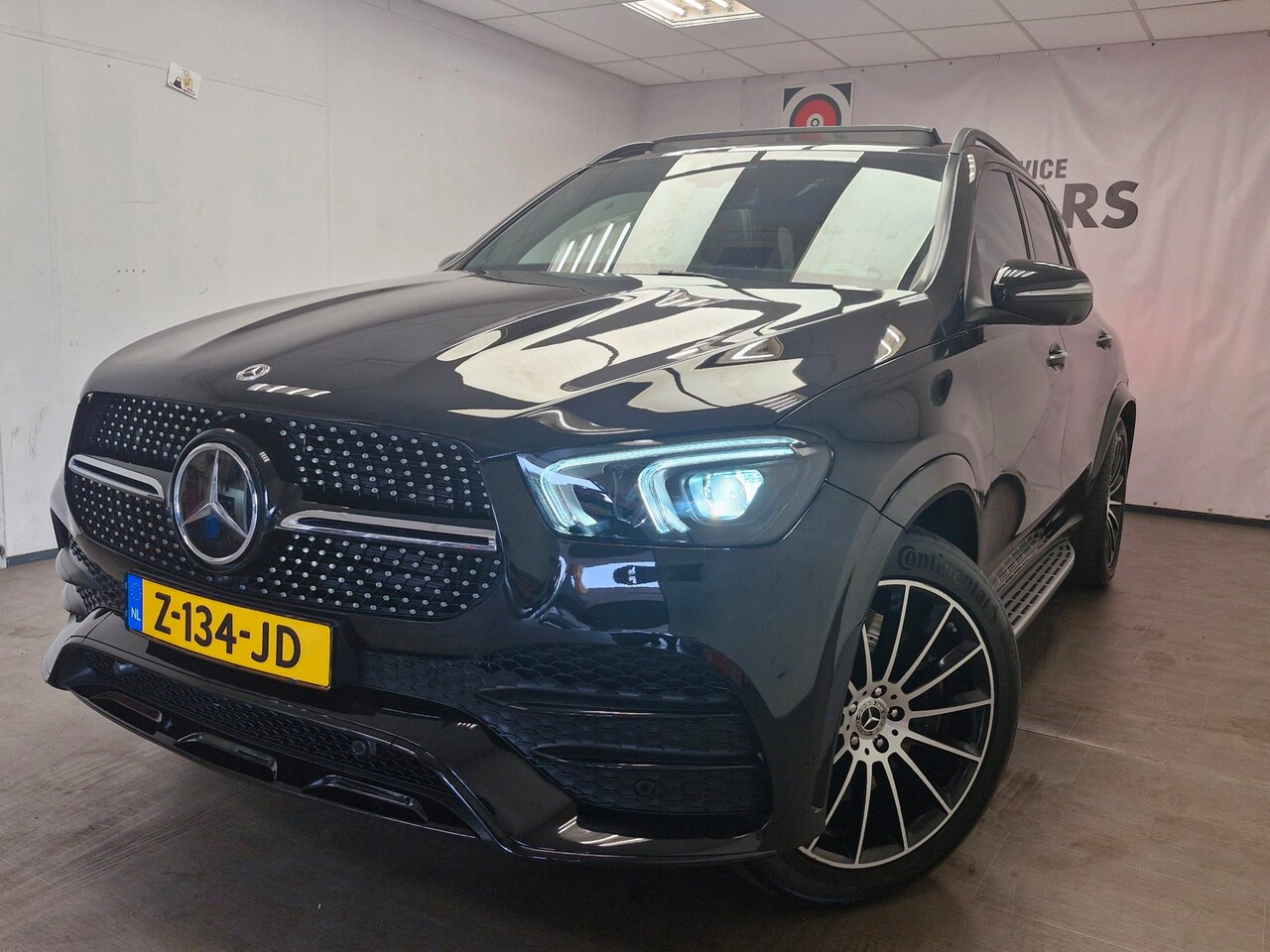 Mercedes-Benz GLE-Klasse - 450 4MATIC AMG LINE ! 360 GRADEN ! DEALER ONDERHOUDEN ! ALARM KLASSE 3 ! - AutoWereld.nl