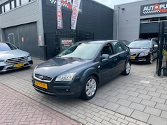 Ford Focus - 1.6-16V Trend Trekhaak Airco NAP APK 1 Jaar