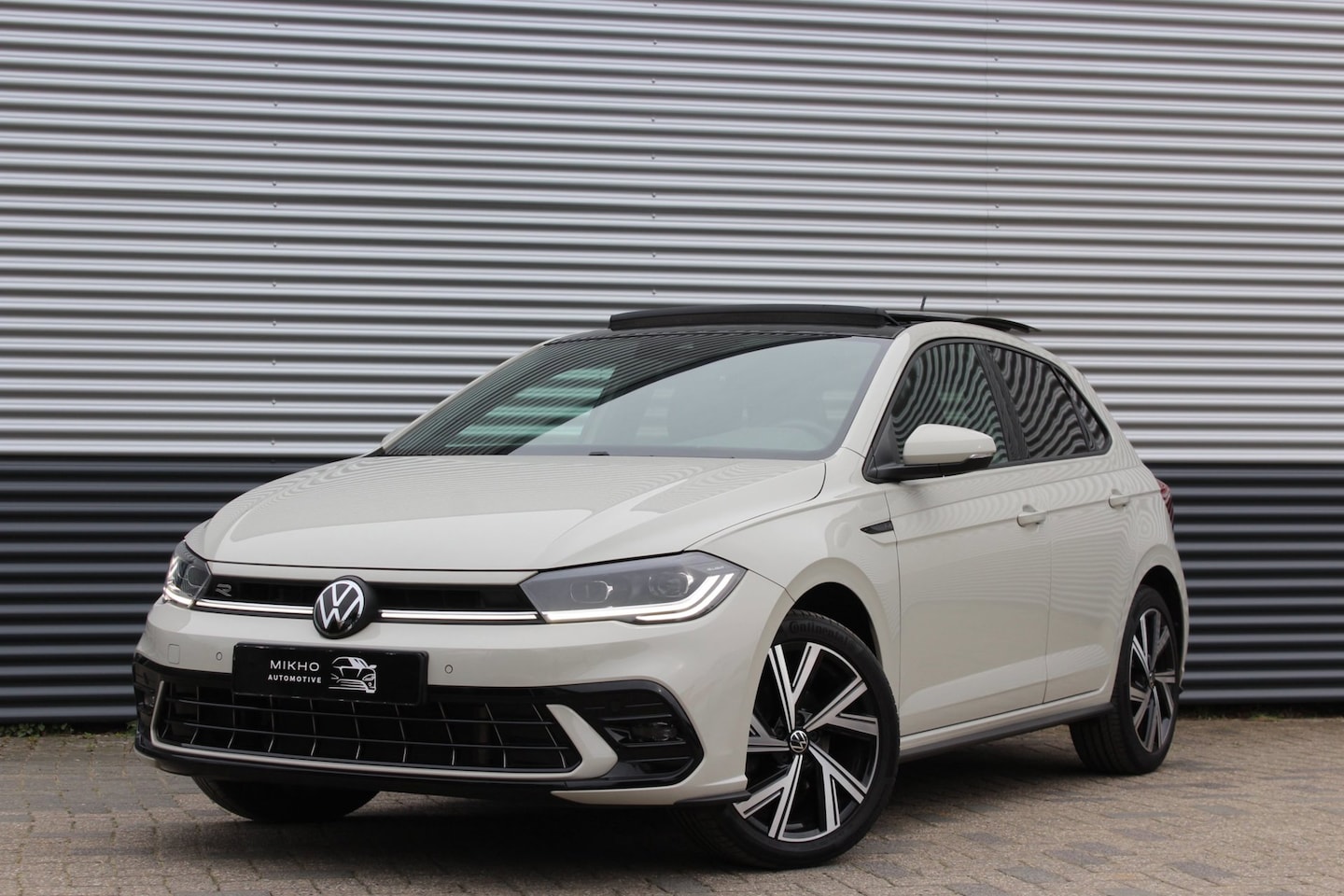 Volkswagen Polo - 1.0 TSI 2x R-Line | Panoramadak | Beats by DRE | Dode hoek assistentie | Camera | Ascot Gr - AutoWereld.nl