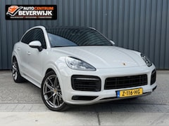 Porsche Cayenne Coupé - 3.0 E-Hybrid Grijs 2021 341pk Carbondak Sport Chrono Approved