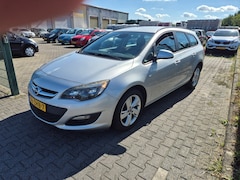 Opel Astra Sports Tourer - Astra Sports Tourer 1.4 Cosmo