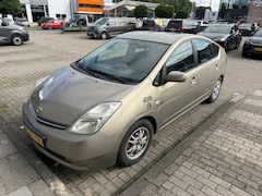 Toyota Prius - 1.5 VVT-i Business Edition RIJDT GOED APK5-27