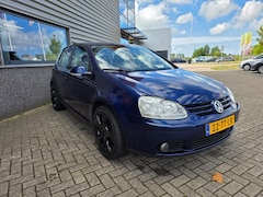 Volkswagen Golf - 1.6 FSI Optive 3