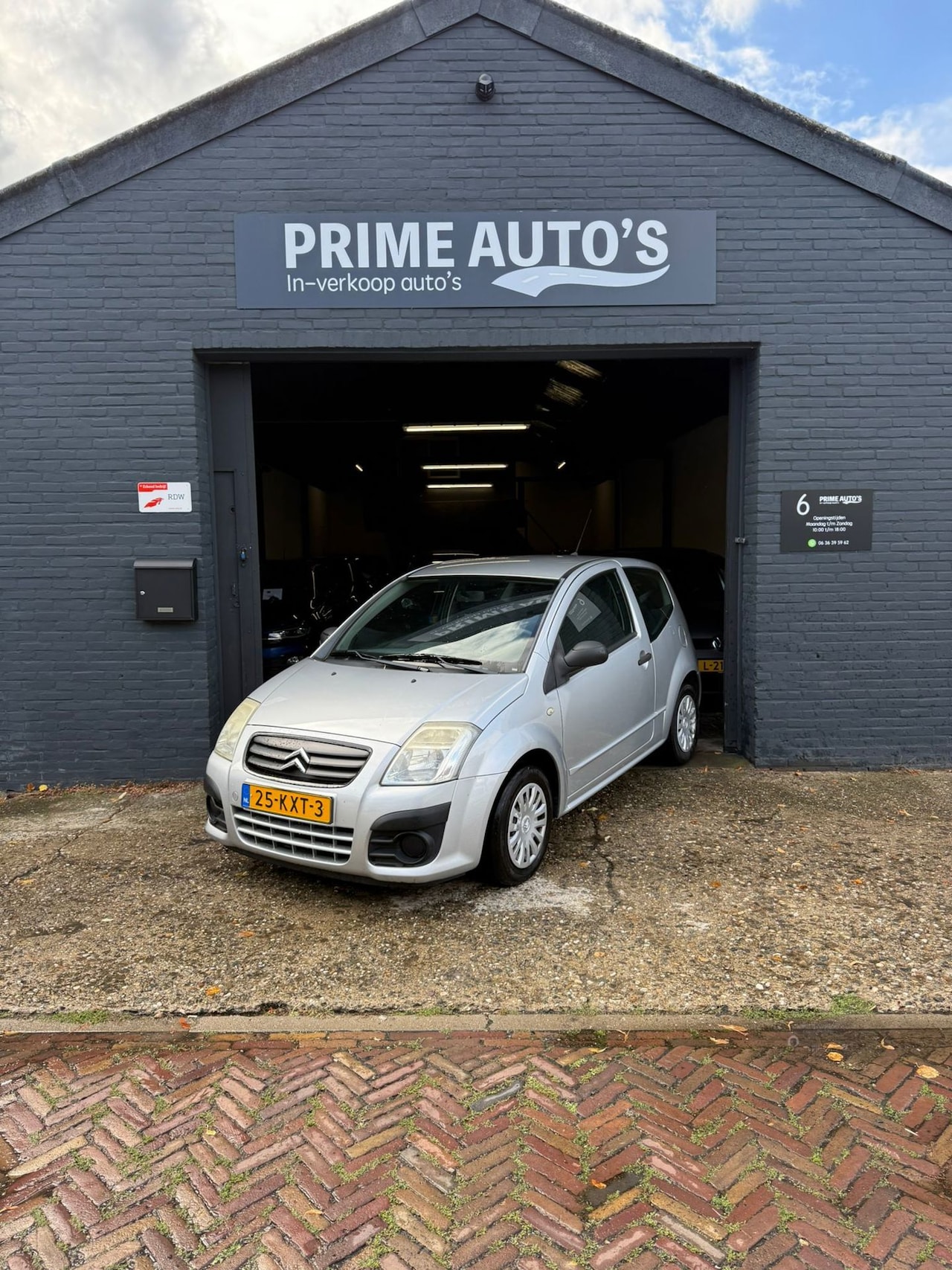Citroën C2 - 1.1i Airco | Parkeersensor| Achteruitrijcam. 2010 - AutoWereld.nl