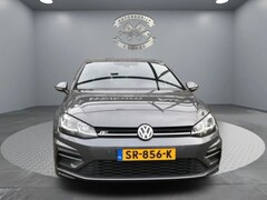 Volkswagen Golf - 1.0 TSI Highline Business R