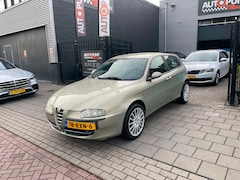 Alfa Romeo 147 - 1.6 T.Spark Veloce Distinctive Airco NAP APK