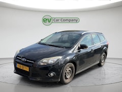 Ford Focus Wagon - 1.6 TDCI ECOnetic Titanium | Exportprijs | Trekhaak | Parkeersensoren | Keyless | Cruise C