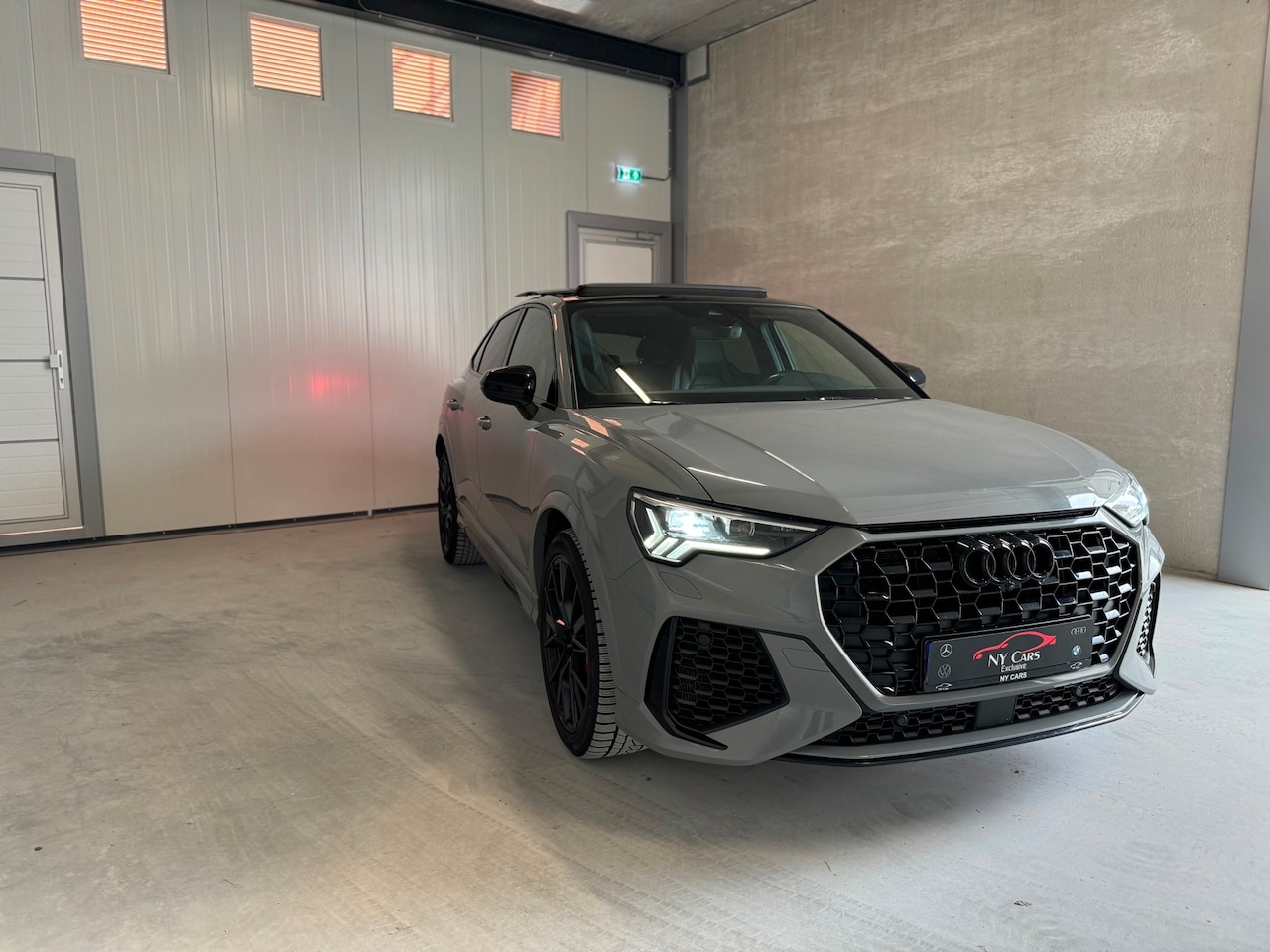 Audi RSQ3 Sportback - TFSI Pano|360 Camera|Matrix|B&O|RS|Sfeer|Nardo - AutoWereld.nl