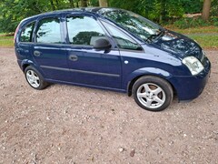 Opel Meriva - 1.6 Cosmo lees text