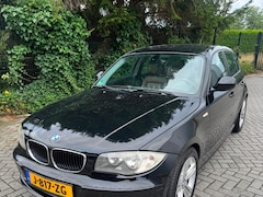 BMW 1-serie - 116i EffDyn. Ed. Business Line Ultimate Edition