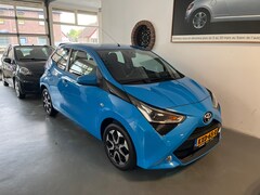 Toyota Aygo - 1.0 VVT-i x-cite, rijklaarprijs bij specialist
