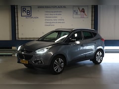 Hyundai ix35 - 2.0i 4WD Business Edition / NAV / STUUR VERWARMING / HAAK
