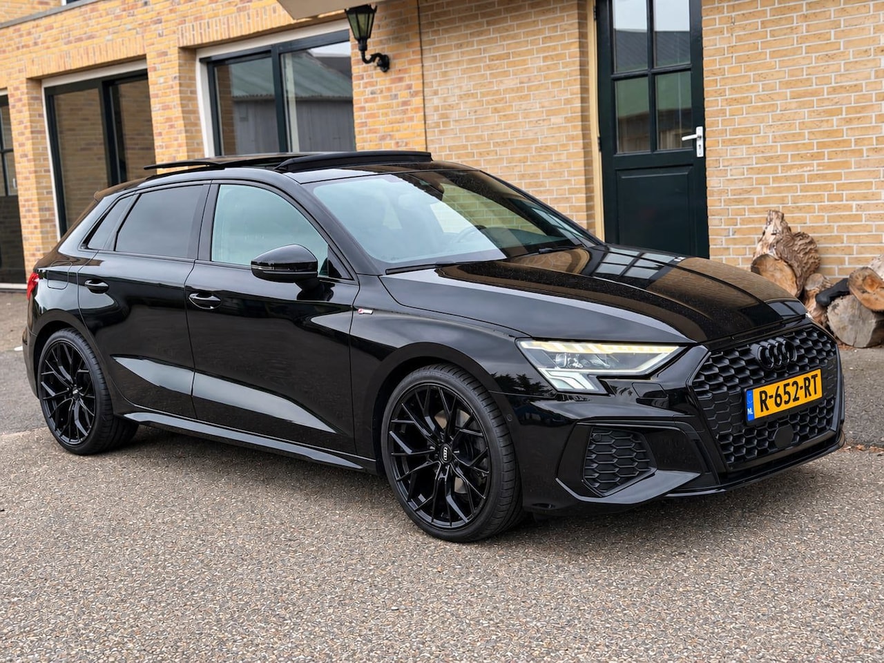 Audi A3 Sportback - 35 TFSI S- Line | PANO | MATRIX |KEYLESS - AutoWereld.nl
