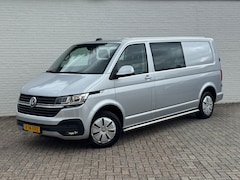 Volkswagen Transporter - 2.0 TDI L2H1 30 DC Highline Automaat Trekhaak Navigatie Carplay Cruise Pdc