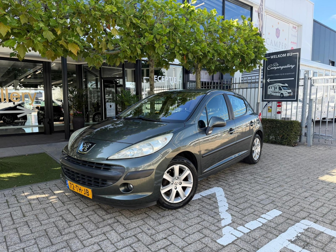 Peugeot 207 - 1.4-16V XT l CLIMATRONIC l AIRCO - AutoWereld.nl