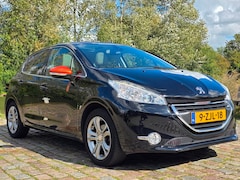 Peugeot 208 - 1.2 e-VTi Roland Garros Automaat 2e eigenaar dealer onderhouden leerbekeleding stoelverwar