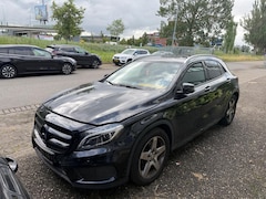 Mercedes-Benz GLA-Klasse - 220 d 4Matic Prestige / motor defect /