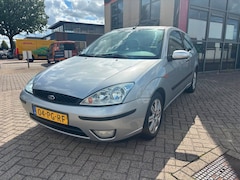 Ford Focus - 1.6-16V Futura